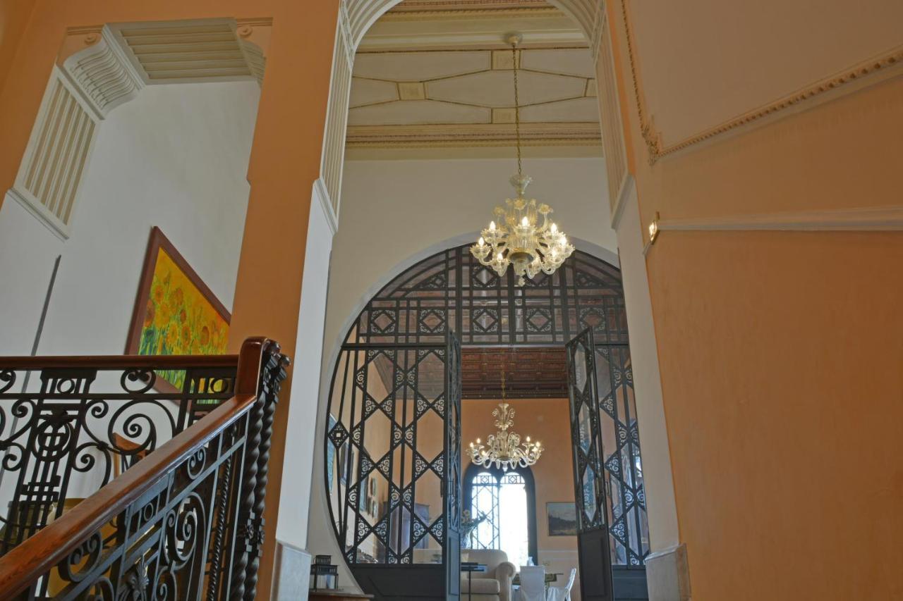 B&B Di Charme Camelie Palazzo Nicotra Riposto Zewnętrze zdjęcie